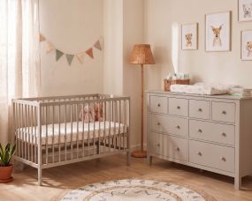 Born Lucky Babykamer 2 Delig Baby Bed Mees + Commode Bretagne Biscotti